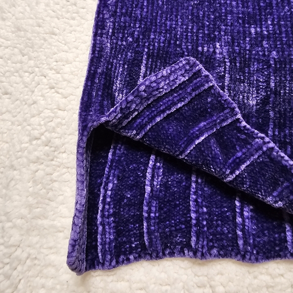 !!!SALE!!! Bundle Of 3 Women's Tops - Black, Blue, and Purple - Picture 8 of 14